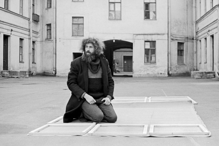 «Рухин. Шаг в беспредметность» — выставка о смене художественного языка