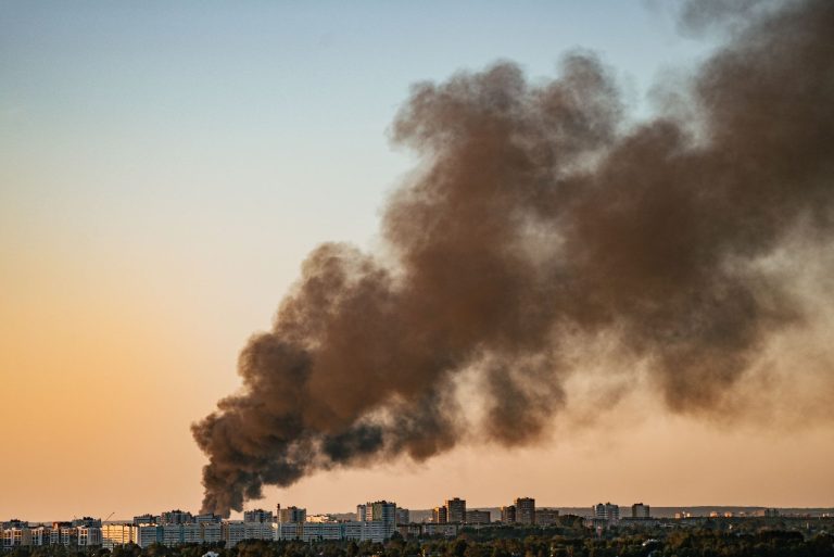 Один человек погиб при пожаре на Краснозаводском химзаводе